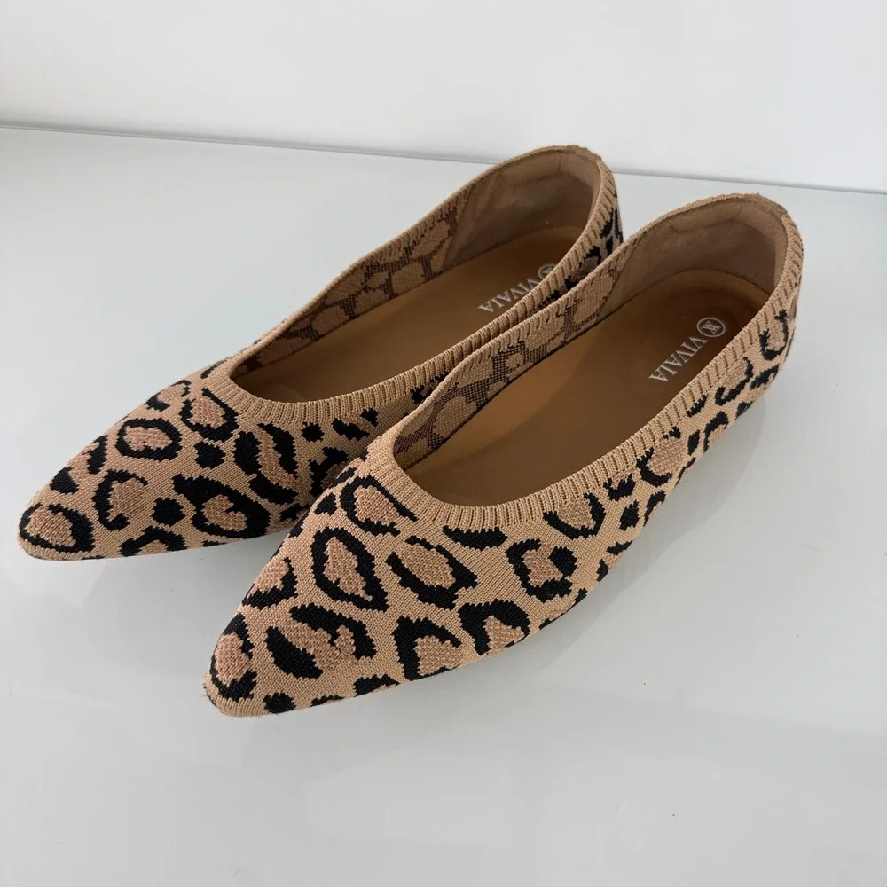 Vivaia Aria Walker Womens Size 39.5 Leopard Print Pointed Toe Knit Ballet Flats